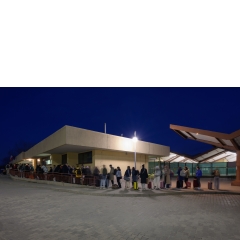 001 Waiting to enter the train, Przemyśl 001 Waiting to enter the train, Przemyśl